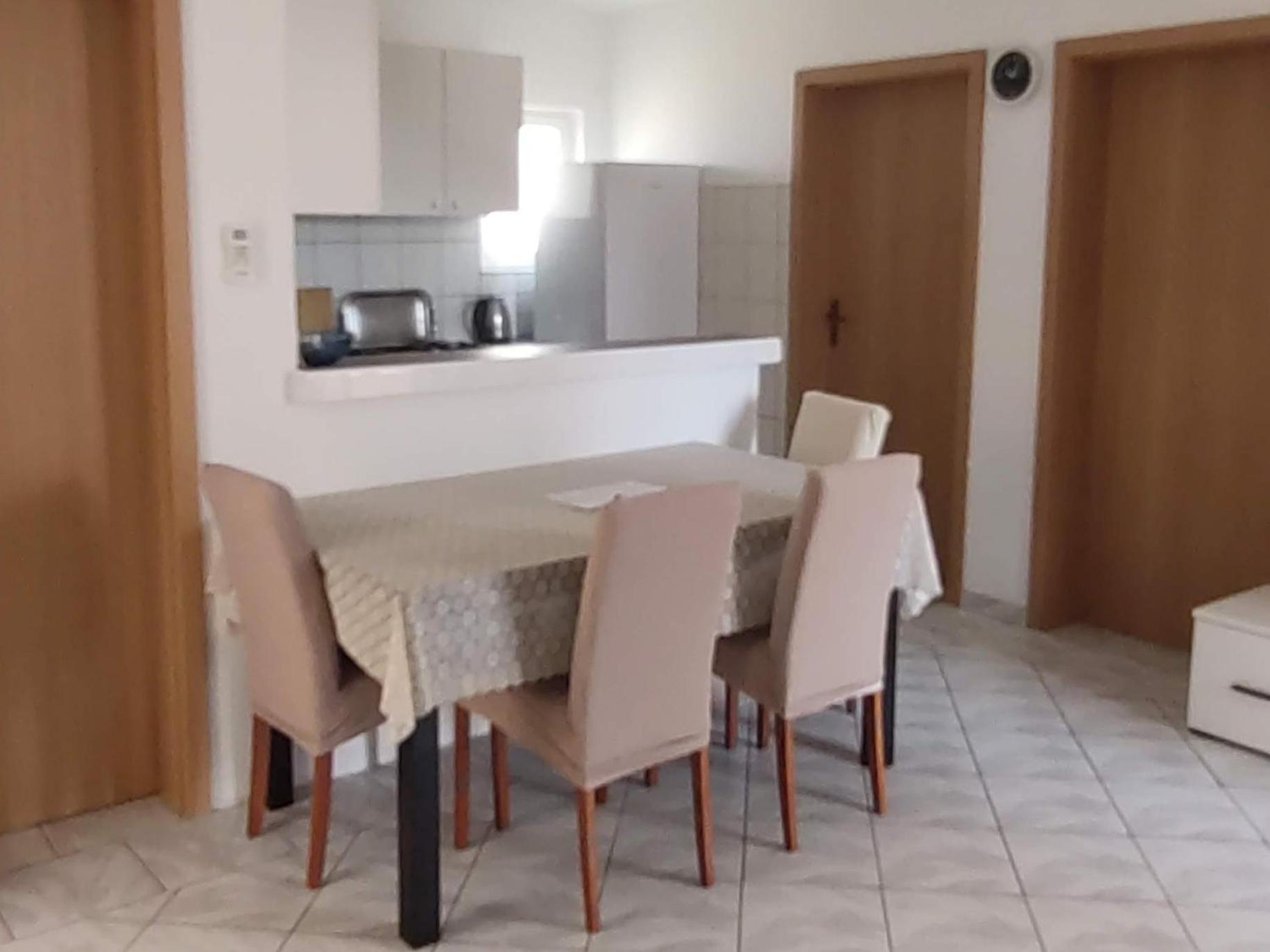 Apartmani Lun Vir Esterno foto