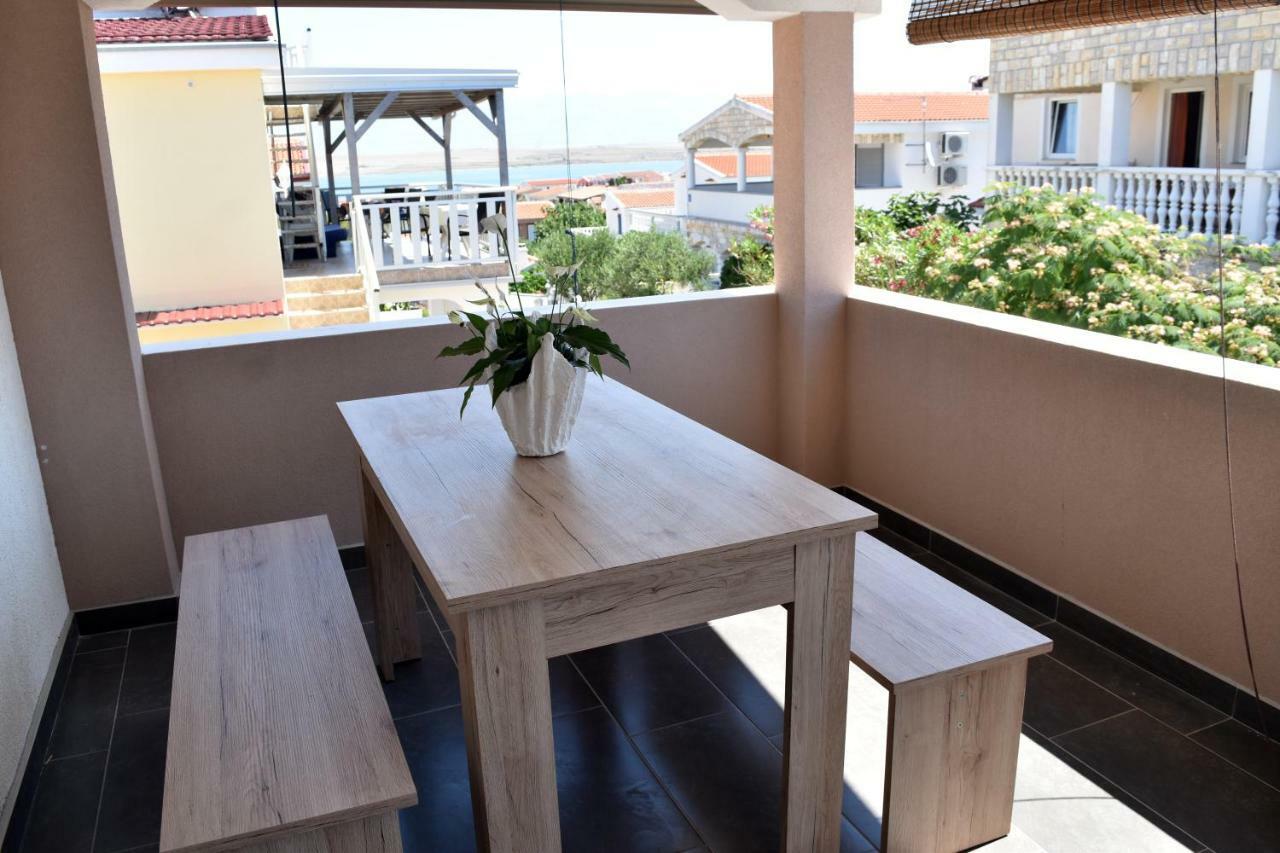 Apartmani Lun Vir Esterno foto