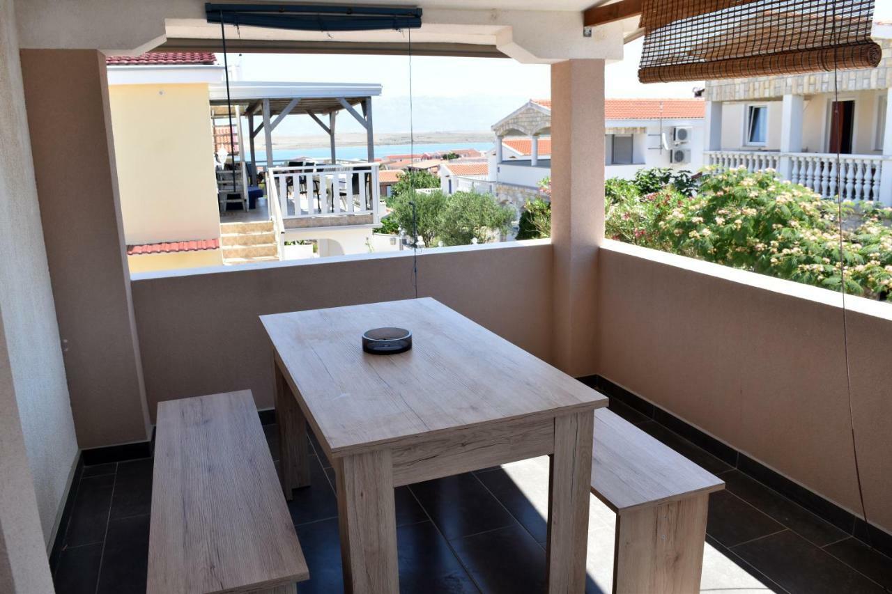 Apartmani Lun Vir Esterno foto